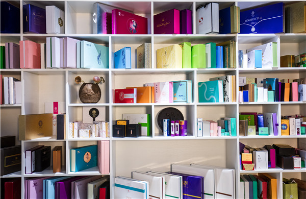 點(diǎn)創(chuàng)包裝展示柜